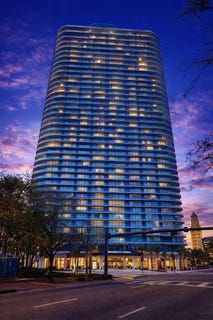 /international/us/400-central-avenue-st-petersburg-fl-110106027933/