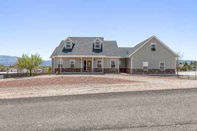 /international/us/6831-w-1500-n-cedar-city-ut-110107828625/