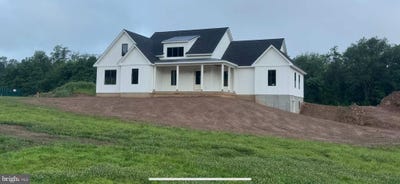 /international/us/15030-new-windsor-road-new-windsor-md-110101344700/