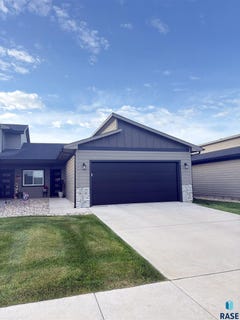 /international/us/9229-w-laverne-wipf-st-sioux-falls-sd-110120408162/