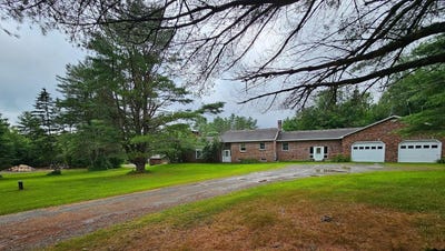 /international/us/94-blaisdell-road-newport-me-110100691717/