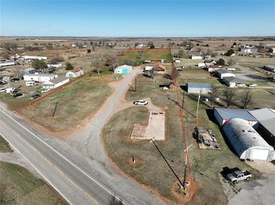 /international/us/708-town-e-ash-street-carnegie-ok-110106324606/