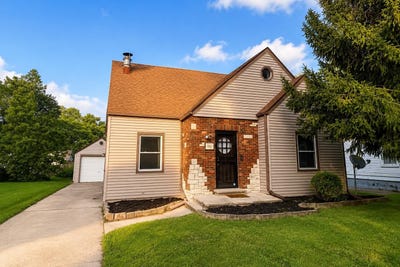 /international/us/1141-9th-street-beloit-wi-110109144996/