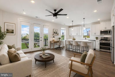 /international/us/42623-nubbins-terrace-ashburn-va-110119612381/