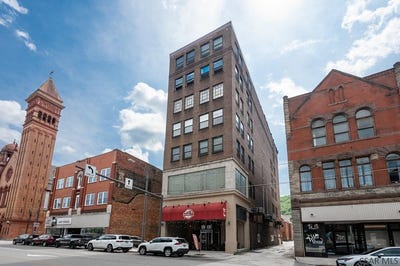 /international/us/137-clinton-st-loft-3b-johnstown-pa-110108783696/