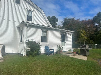 /international/us/160-westerly-bradford-road-westerly-ri-110110130002/