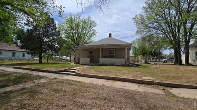 /international/us/115-west-ave-sedgwick-co-110108099063/