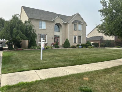 /international/us/49182-woodson-way-canton-mi-110119405972/