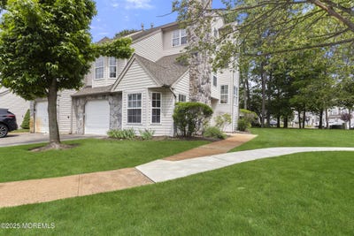 /international/us/2701-greenspire-court-toms-river-nj-110100265158/