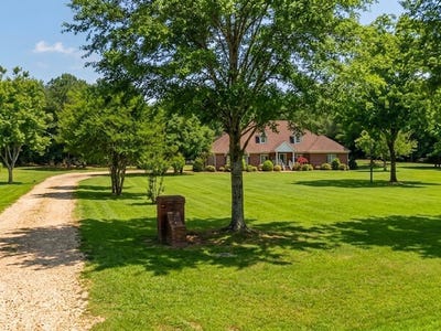 /international/us/2100-hwy-102-townley-al-110106118950/