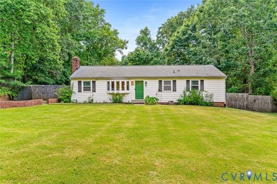 /international/us/2217-fall-line-drive-powhatan-va-110120558667/