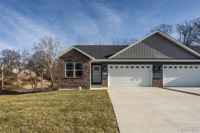 /international/us/652-n-kansas-street-edwardsville-il-110103182833/