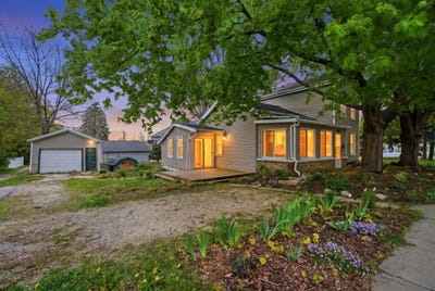 /international/us/610-e-maple-street-horicon-wi-110107956706/