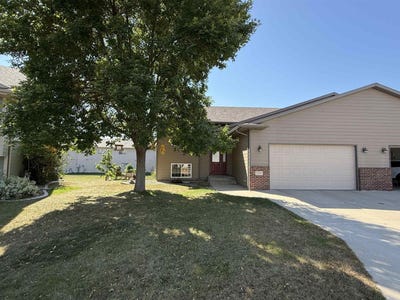 /international/us/3509-w-hughes-pl-sioux-falls-sd-110104851319/