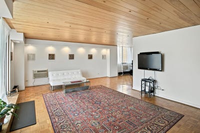 /international/us/1050-wall-street-ann-arbor-mi-110101168054/?lang=en