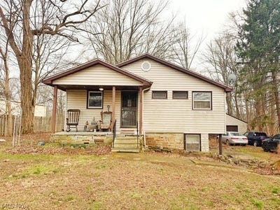 /international/us/46525-telegraph-road-amherst-oh-110106814140/