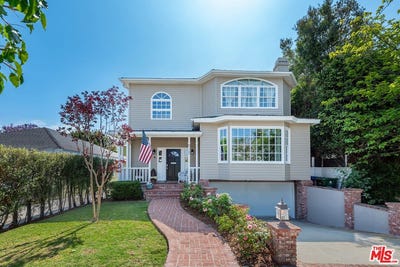 /international/us/8128-regis-way-los-angeles-ca-110108122888/