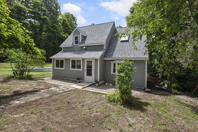 /international/us/68-birch-hill-rd-douglas-ma-110100755428/
