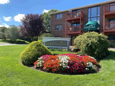 /international/us/95-powers-street-milford-nh-110107845252/