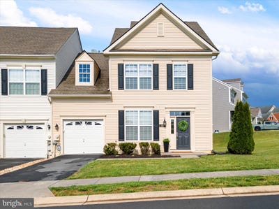 /international/us/129-strathmore-way-e-martinsburg-wv-110108236822/
