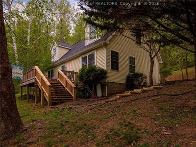 /international/us/567-cane-fork-lane-st-albans-wv-110107500970/
