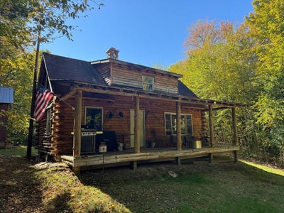 /international/us/2462-s-niciu-rd-redfield-ny-110102752158/