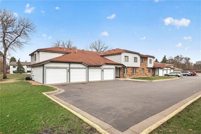 /international/us/20-94th-circle-nw-coon-rapids-mn-110108883020/