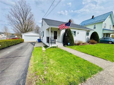 /international/us/25-crandall-street-cortland-ny-110107457712/