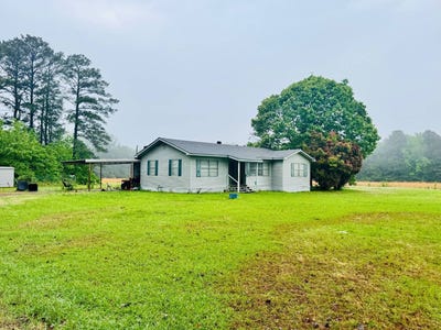 /international/us/21350-highway-98-emerson-ar-110107637715/