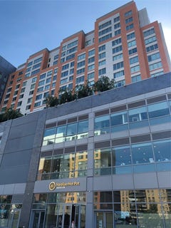 /international/us/138-35-39th-avenue-flushing-ny-110104635971/