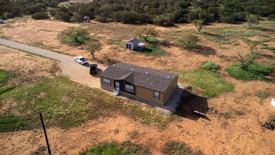 /international/us/2416-farm-to-market-road-2662-bronte-tx-110106841718/