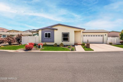 /international/us/200-bridle-way-yakima-wa-110107744781/