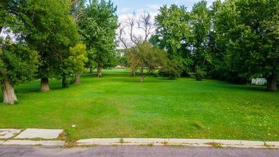 /international/us/304-lincoln-street-sw-mapleton-mn-110110304697/