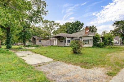 /international/us/427-morgan-avenue-aurora-mo-110100820162/