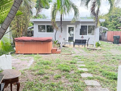 /international/us/226-sw-11th-st-dania-beach-fl-110097792313/