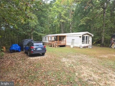 /international/us/163-foster-louisa-va-110107763382/