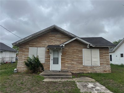 /international/us/406-mathis-street-taft-tx-110107260173/
