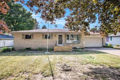 /international/us/2256-lynn-drive-st-joseph-mi-110100975610/