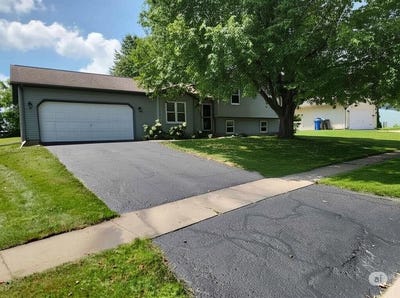 /international/us/906-spahn-drive-waunakee-wi-110099926342/