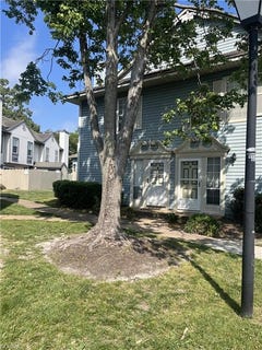 /international/us/307-ferdinand-circle-virginia-beach-va-110108279824/