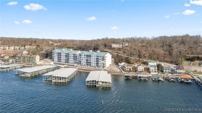 /international/us/275-flynn-rd-drive-lake-ozark-mo-110105223411/
