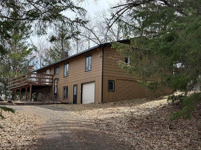 /international/us/9410-pine-lake-road-iron-river-wi-110105531168/