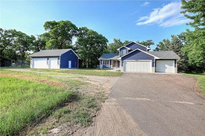 /international/us/21188-county-road-81-nw-big-lake-twp-mn-110108612336/