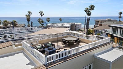 /international/us/298-playa-del-sur-la-jolla-ca-110100693562/
