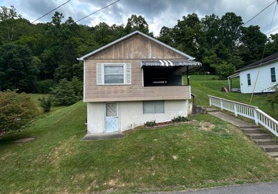 /international/us/12-crown-street-worthington-wv-110101465639/