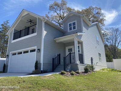 /international/us/504-lakeshore-drive-aberdeen-nc-110106585687/