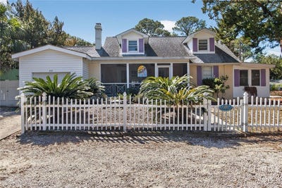 /international/us/203-7th-street-tybee-island-ga-110106125494/