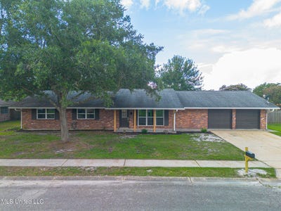 /international/us/3-briarwood-circle-circle-long-beach-ms-110100923106/
