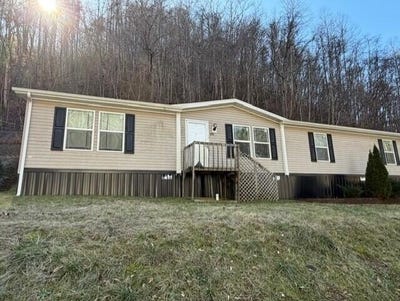 /international/us/606-harolds-branch-pikeville-ky-110106479369/