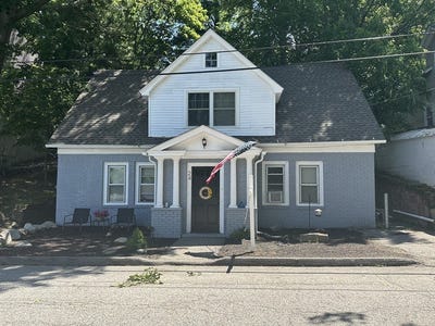 /international/us/24-proctor-st-worcester-ma-110109064382/